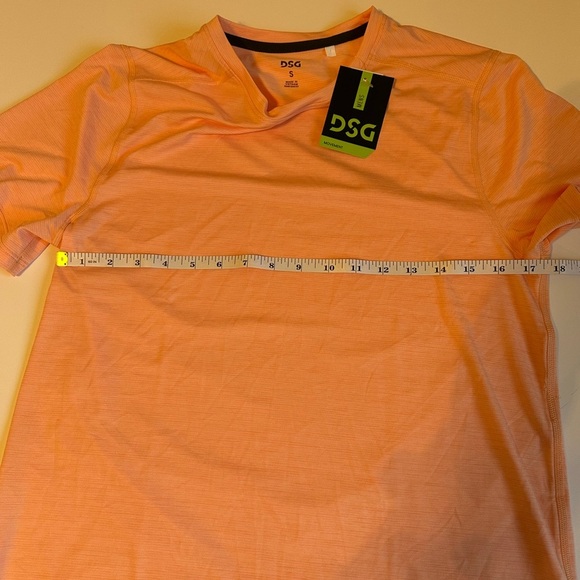 NWT Men’s DSG Short Sleeve Tee - Picture 3 of 6